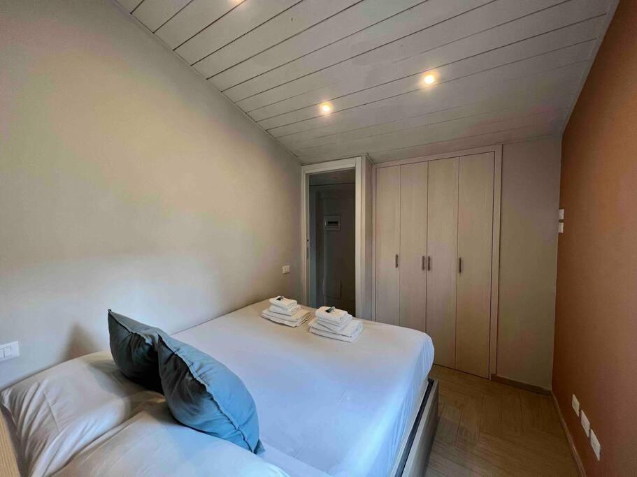 New! Uptown Terraces Apartment Rom